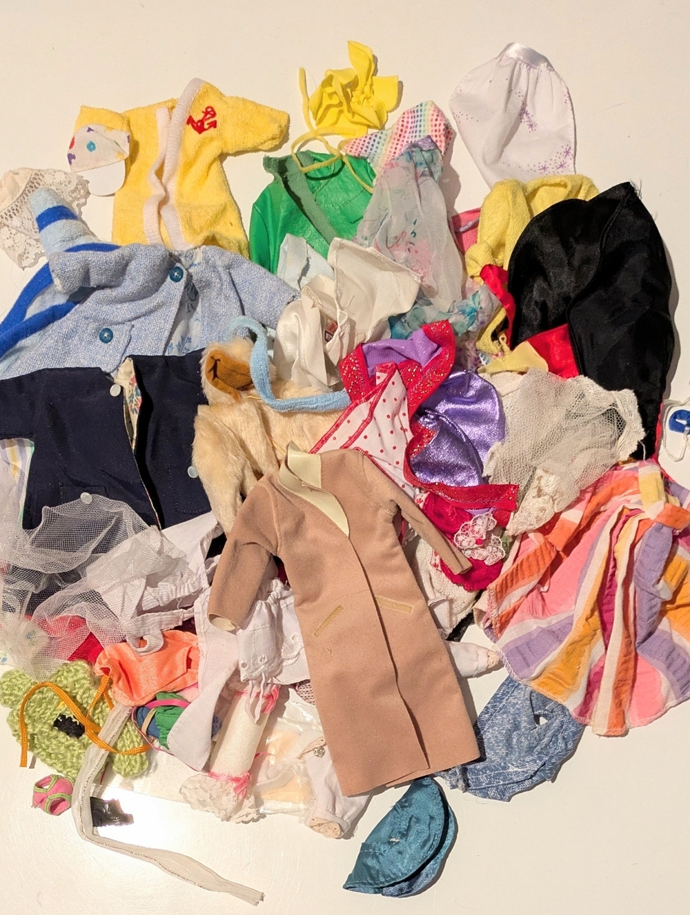 Barbie Doll Size & Small Dolls Lot of 50+ Items, Most Vintage